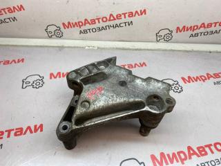 кронштейн двигателя Skoda Octavia 3 поколение (A7) 2015, 2.0 л., дизель, 04L199207
