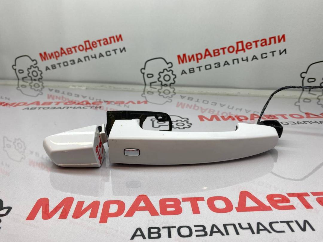 ручка наружная задняя правая Chevrolet Traverse 2 поколение 2019, 3.6 л., бензин - фото №1