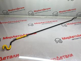 держатель капота Skoda Octavia 3 поколение (A7) 2015, 2.0 л., дизель