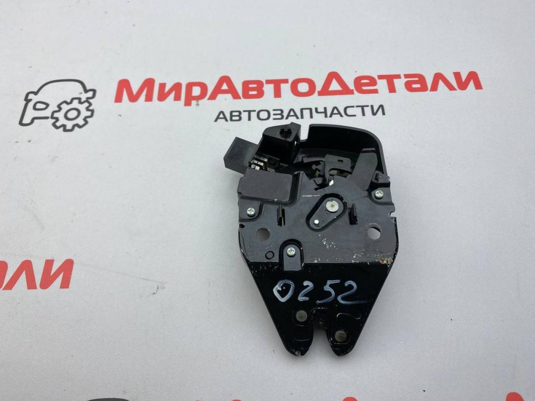 замок багажника Honda Civic 10 поколение 2018, 1.5 л., АКПП, купе - фото №1