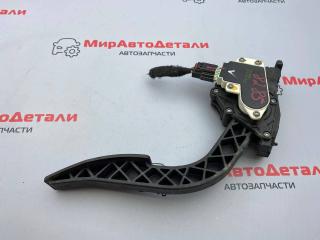 педаль Chevrolet Trax 1 поколение [рестайлинг] 2018, 1.4 л., бензин, АКПП, 96892406