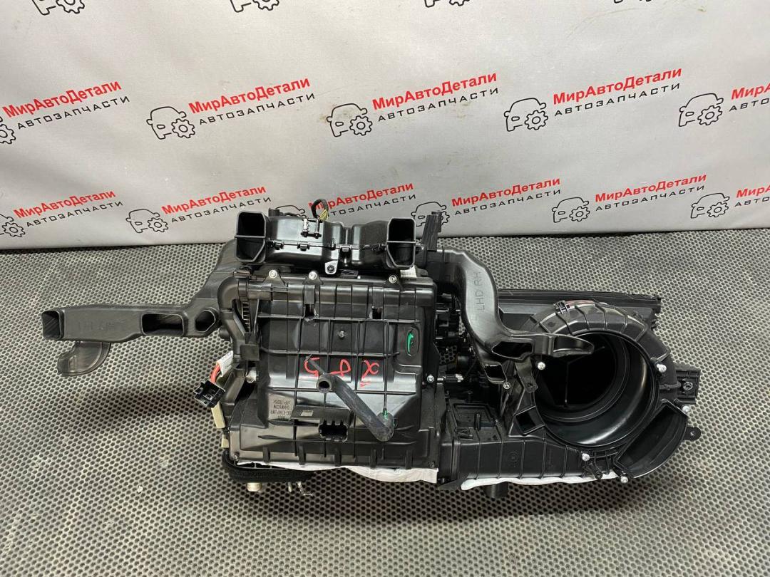 отопитель в сборе (печка) Buick Encore GX 1 поколение 2020, 1.3 л., бензин, АКПП, 60004681 - фото №1