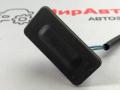 кнопка открытия багажника Chevrolet Equinox 3 поколение 2018, 2.0 л., бензин, АКПП, 22757024 - фото №2