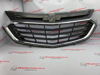 решетка радиатора Chevrolet Equinox 3 поколение 2018, 1.5 л., бензин, АКПП, 84150748, 84150736