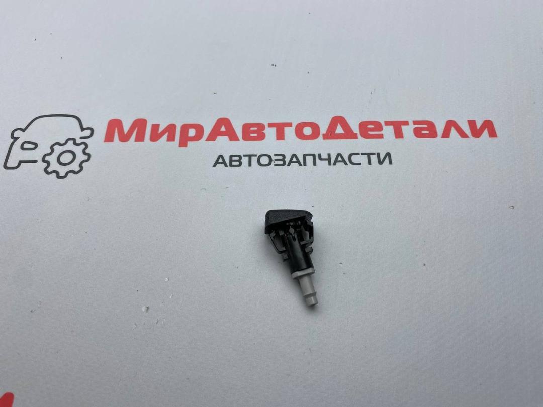 форсунка омывателя лобового стекла Buick Encore GX 1 поколение 2020, 1.2 л., бензин, АКПП - фото №1