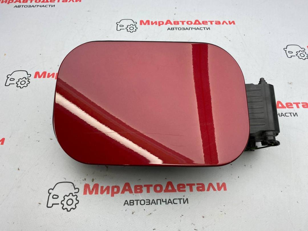 лючок топливного бака Cadillac XT4 1 поколение 2019, 2.0 л., бензин, 23274563 - фото №1