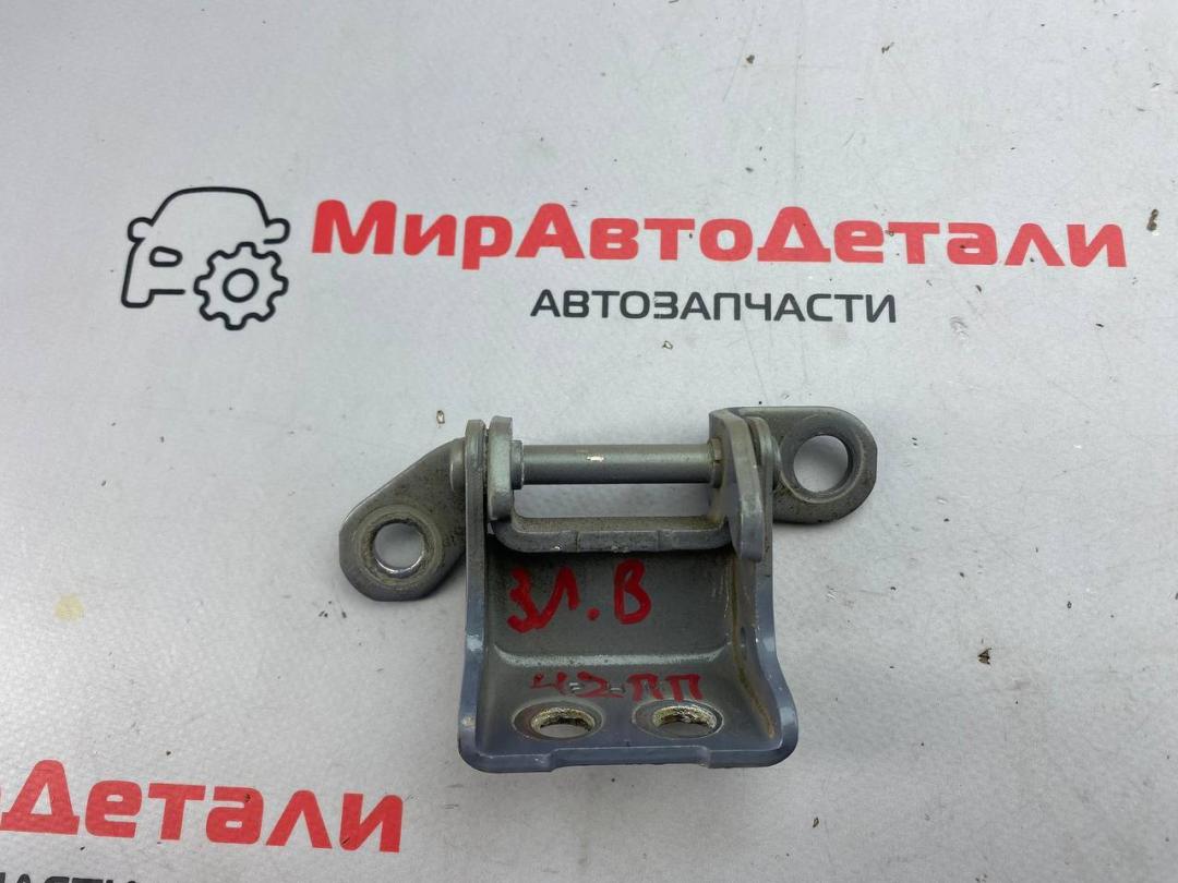 петля двери Honda Civic 10 поколение 2018, 1.5 л., бензин, МКПП, хетчбэк 5 дв. - фото №1