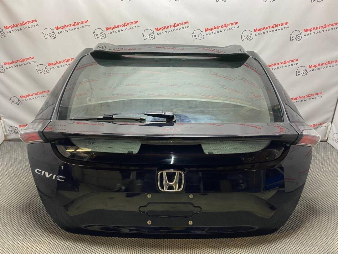 крышка багажника (дверь 3-5) Honda Civic 10 поколение 2017, 1.5 л., бензин, АКПП, хетчбэк 5 дв. - фото №1