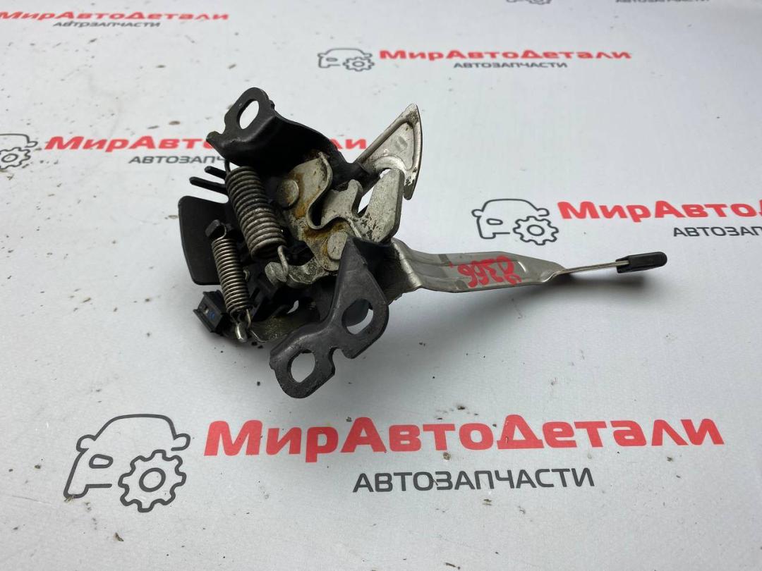 замок капота Honda Civic 10 поколение 2017, 1.5 л., бензин, АКПП, хетчбэк 5 дв. - фото №1