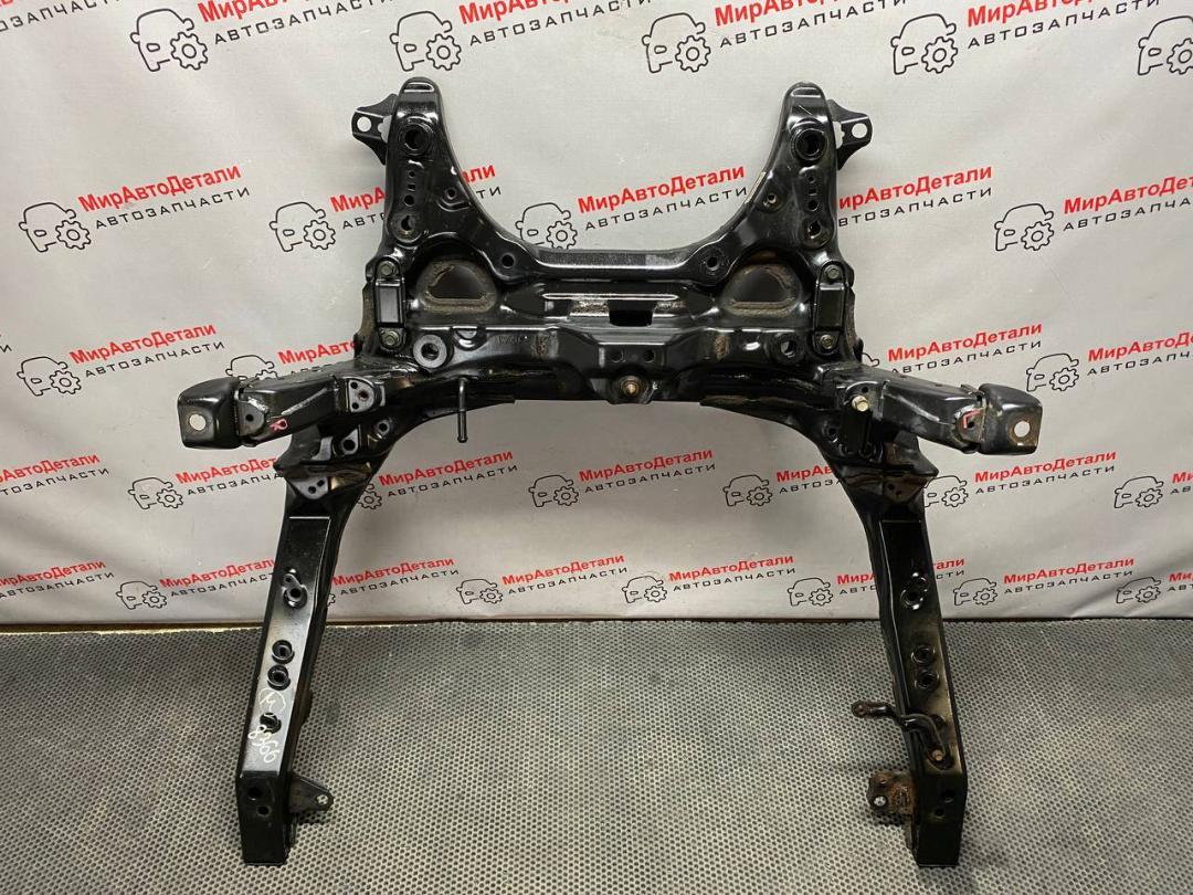 балка подвески передняя (подрамник) Honda Civic 10 поколение 2017, 1.5 л., бензин, АКПП, хетчбэк 5 дв., TGGA0 - фото №1