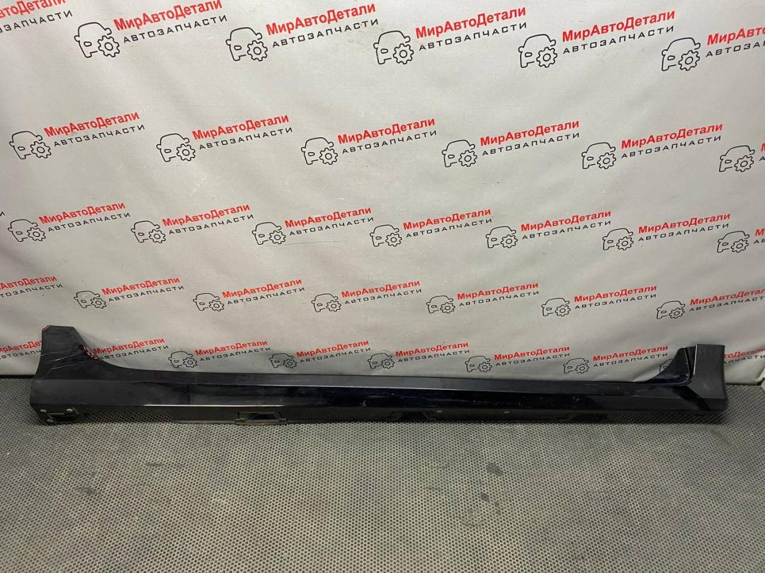 накладка на порог Honda Civic 10 поколение 2017, 1.5 л., бензин, АКПП, хетчбэк 5 дв., 71800TGGZZ00 - фото №1