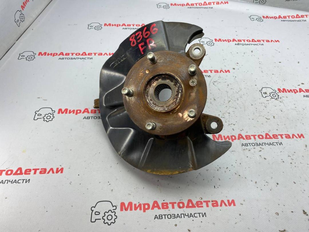 кулак поворотный правый Honda Civic 10 поколение 2017, 1.5 л., бензин, АКПП, хетчбэк 5 дв. - фото №1