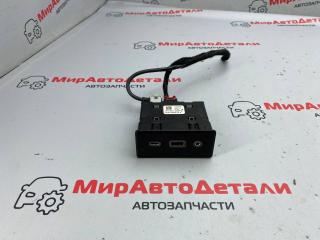 разъем AUX / USB GMC Terrain 2 поколение (2017 - 2025), 13512372