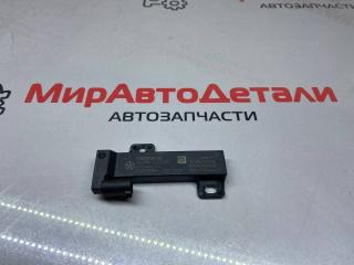 Антенна системы комфортного доступа Alfa Romeo Stelvio 1 поколение, 2.0 л., 68051315AB