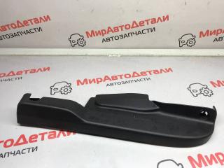 Пластик салазок сидений GMC Terrain 2 поколение (2017 - 2025), 13515191