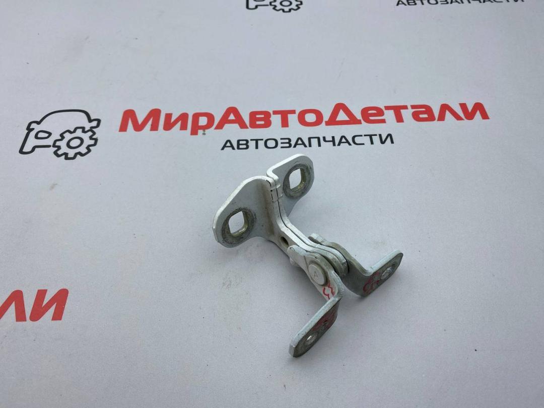 петля двери GMC Terrain 2 поколение (2017 - 2025) - фото №1