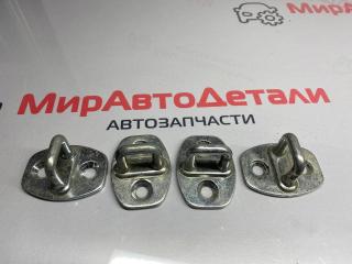 ответная часть (скоба) замка двери Chevrolet Cruze 2 поколение (2015 - 2025)