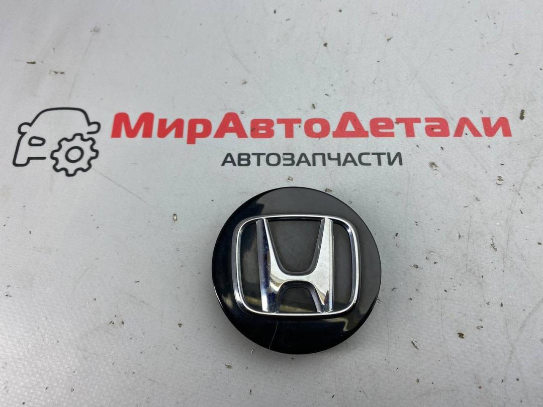 колпачок литого диска Honda Civic 10 поколение 2017, 1.5 л., бензин, АКПП, хетчбэк 5 дв., 44742 - фото №1