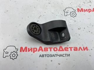 кронштейн радиатора GMC Terrain 2 поколение 2020, 1.5 л., бензин, АКПП, 84164531