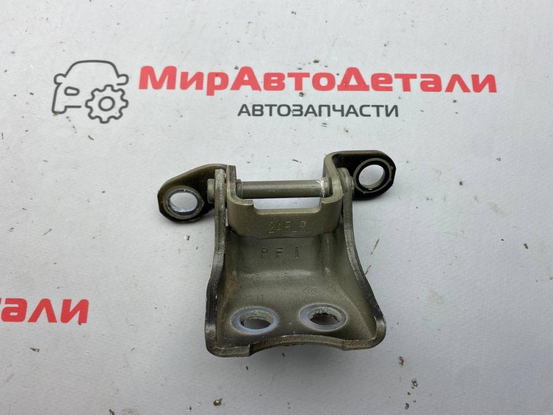 петля двери Honda Civic 10 поколение 2017, 1.5 л., бензин, АКПП, хетчбэк 5 дв. - фото №1