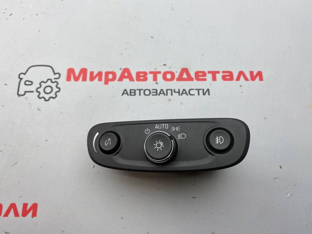 переключатель света Buick Encore GX 1 поколение 2020, 1.2 л., бензин, АКПП, 84201604 - фото №1