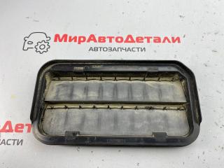 Решетка вентиляции кузова Cadillac XT5 1 поколение (2016 - 2025), 13588034