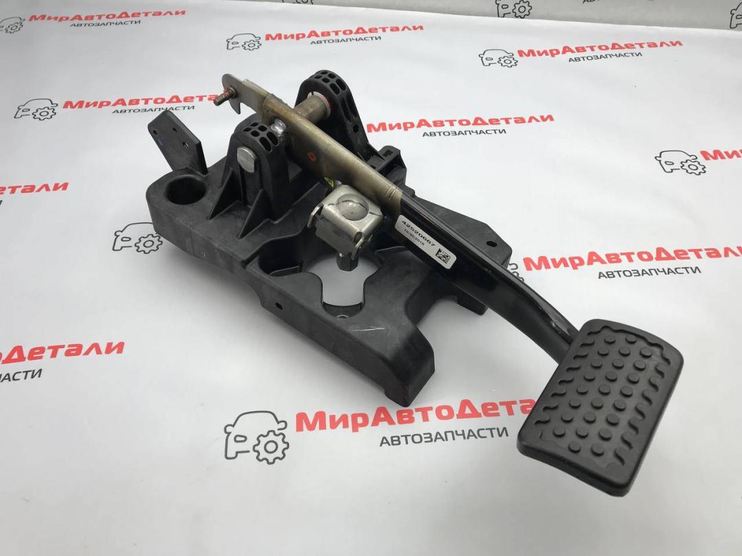педаль тормоза Opel Ampera 2 поколение, 42520667 - фото №1