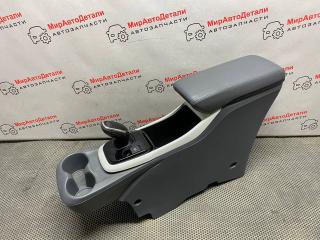 консоль салона Chevrolet Bolt 1 поколение 2019, электро, 42724057