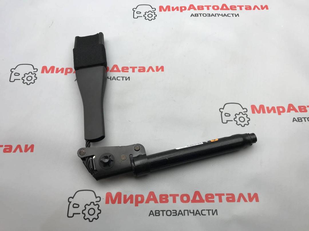 преднатяжитель ремня безопасности Opel Mokka 1 поколение, 95366786 - фото №1