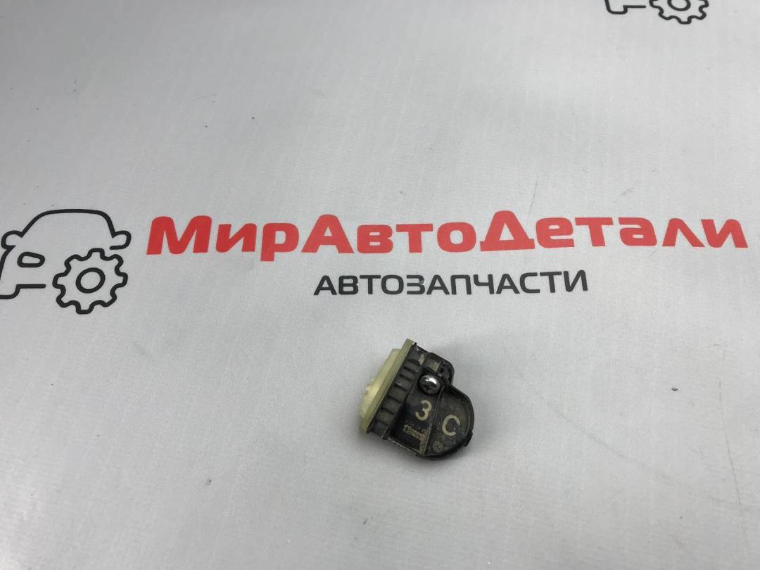 датчик давления в шине GMC Yukon 4 поколение, 13516164 - фото №1