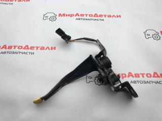 замок капота Chevrolet Equinox 3 поколение [рестайлинг] 2022, 1.5 л., бензин, АКПП, 84693736