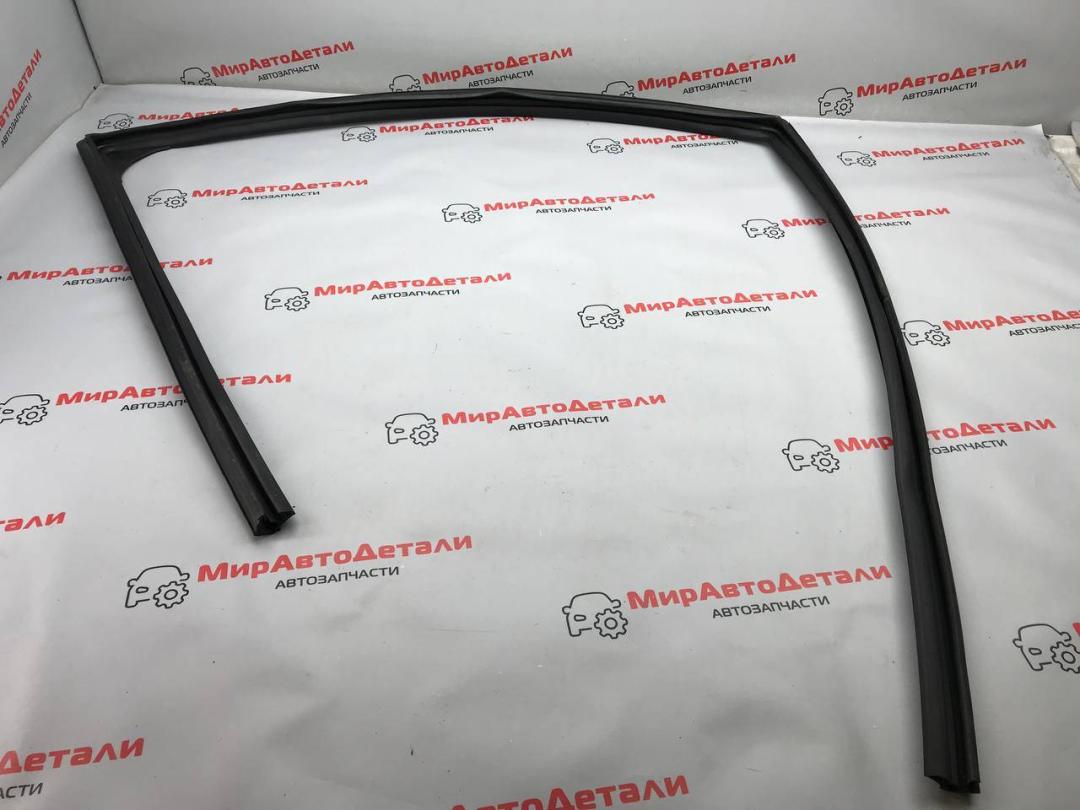 молдинг двери передней правой Chevrolet Bolt 1 поколение 2019, электро - фото №1